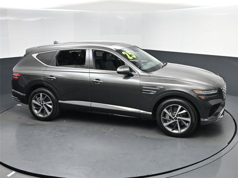 Used 2025 Genesis GV80 2.5T Select image 7