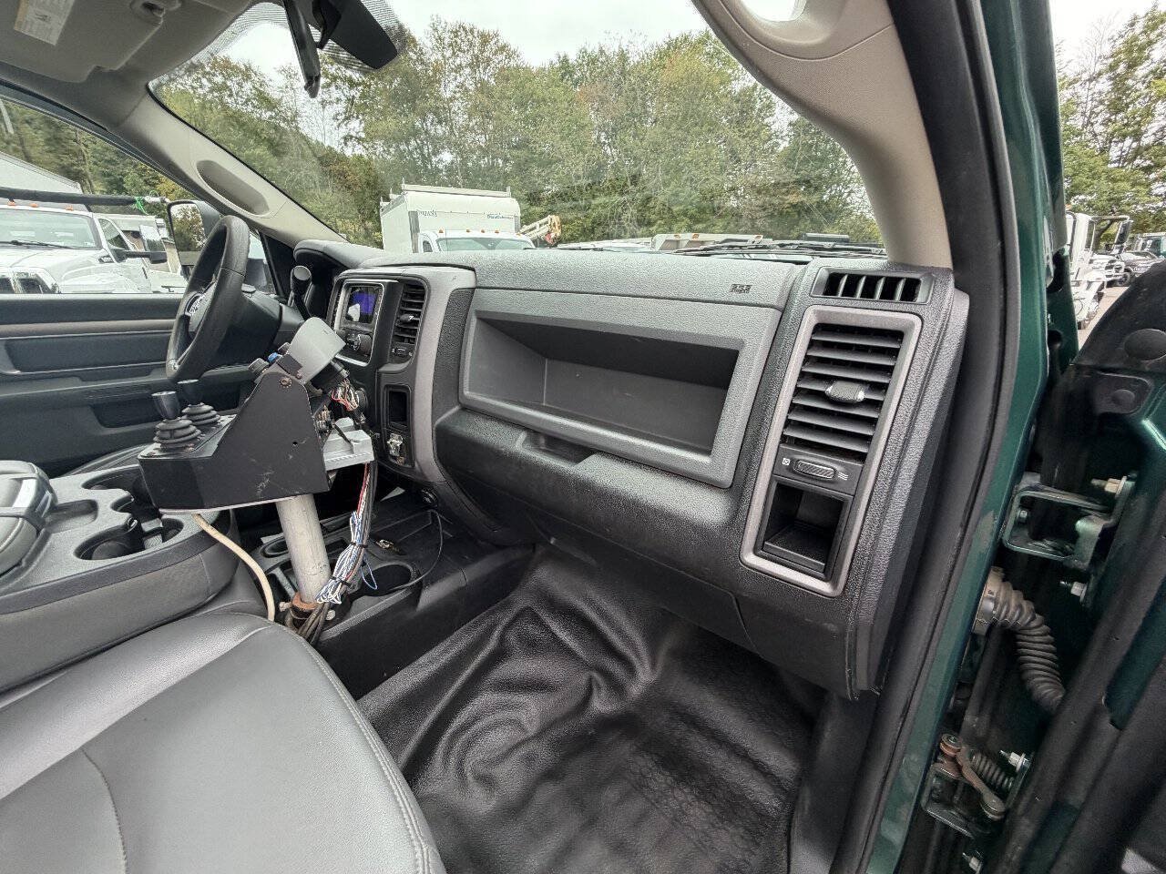 Used 2014 RAM 5500 Tradesman w/ Power Accessory Group AWD/4WD image 32