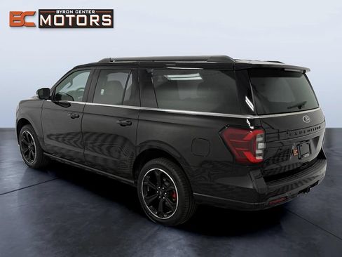 Used 2022 Ford Expedition Max Limited AWD/4WD image 4