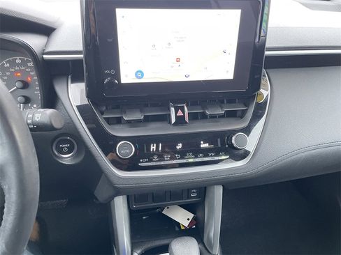 Used 2023 Toyota Corolla Cross SE w/ Moonroof Package image 18