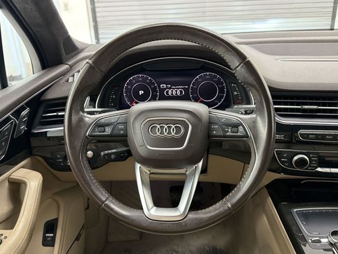 Used 2017 Audi Q7 3.0T Prestige w/ Prestige Package AWD/4WD image 17