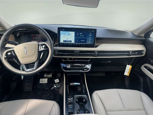 New 2025 Lincoln Corsair Grand Touring w/ Equipment Group 301A image 9