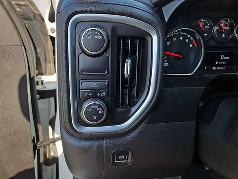 Used 2021 Chevrolet Silverado 1500 LT w/ Bed Protection Package RWD image 24