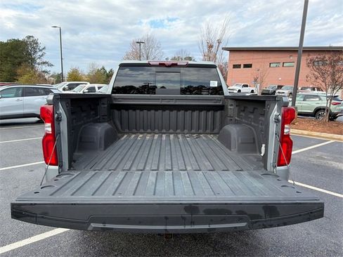 Used 2023 Chevrolet Silverado 1500 LTZ w/ LTZ Premium Package image 18
