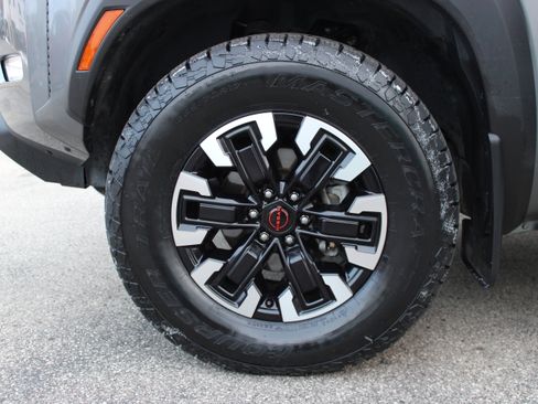 Certified 2024 Nissan Frontier PRO-4X w/ Technology Package image 34