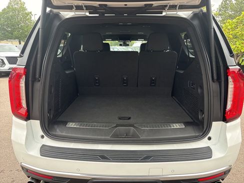 Used 2022 GMC Yukon XL Denali AWD/4WD image 20