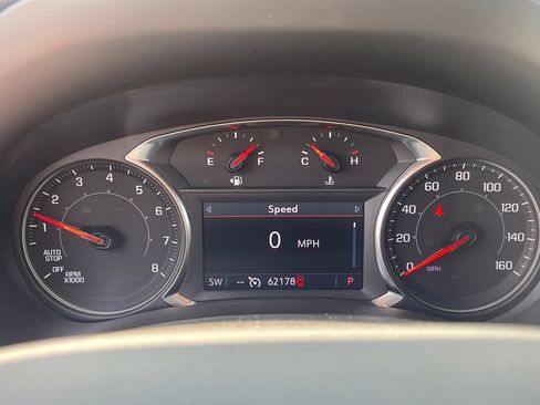 Used 2024 GMC Terrain SLT FWD image 16