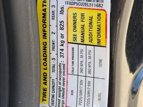 Used 2014 Ford C-MAX Energi SEL w/ Equipment Group 303A FWD image 26