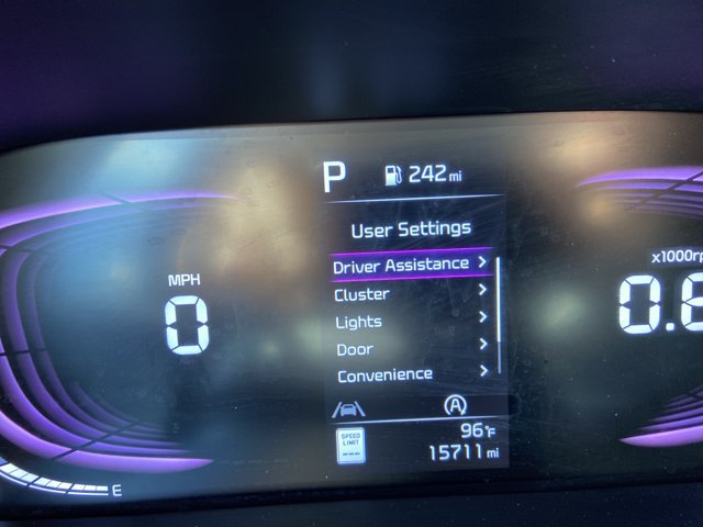 Used 2025 Kia Soul LX w/ LX Technology Package FWD image 20