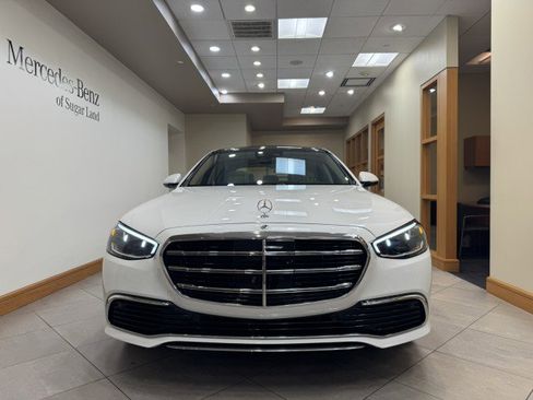 Certified 2026 Mercedes-Benz S 580 4MATIC Sedan image 2