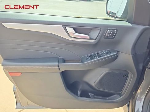 New 2025 Ford Escape Platinum w/ Premium Technology Package image 24