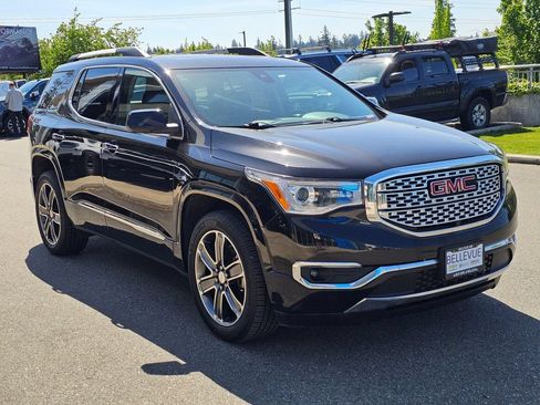 Used 2017 GMC Acadia Denali w/ Technology Package AWD/4WD image 7