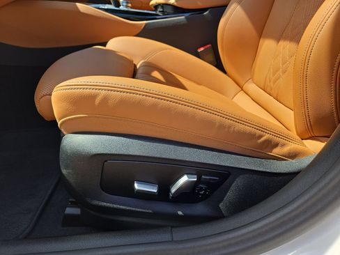 Certified 2023 BMW 540i xDrive w/ M Sport Package AWD/4WD image 17