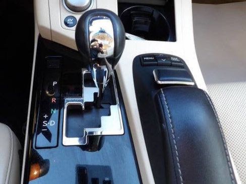 Used 2013 Lexus ES 300h w/ Luxury Pkg FWD image 15