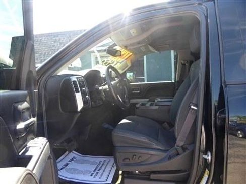 Used 2017 Chevrolet Silverado 1500 LT w/ All Star Edition AWD/4WD image 11