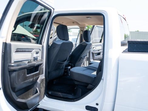 Used 2019 RAM 3500 Big Horn w/ Protection Group AWD/4WD image 14