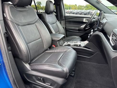 Used 2023 Ford Explorer ST w/ Equipment Group 401A AWD/4WD image 24