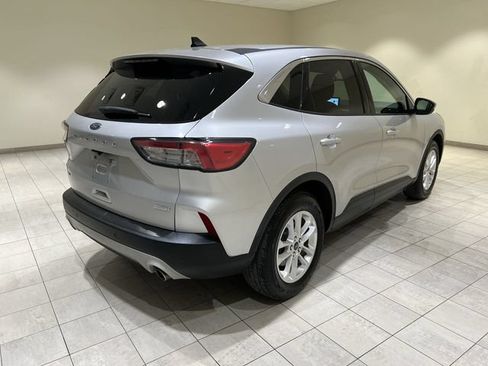 Used 2020 Ford Escape SE FWD image 5