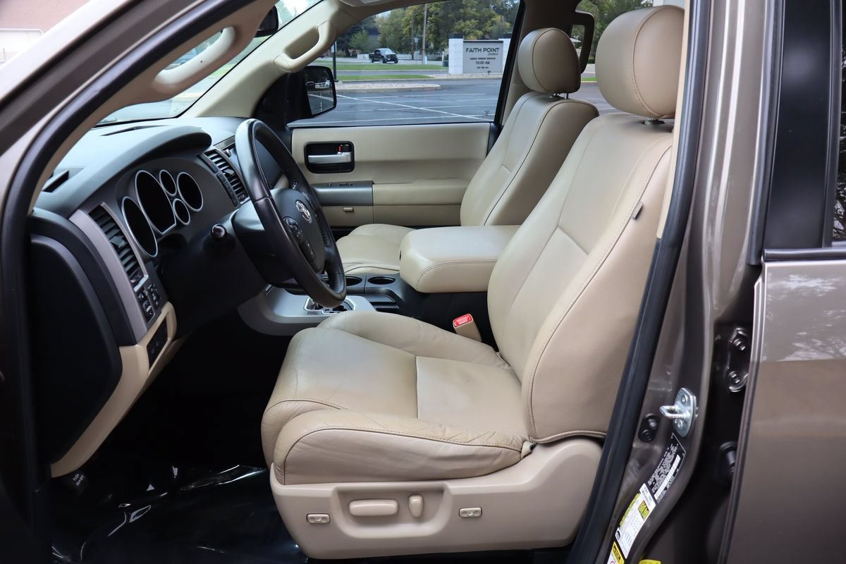 Used 2013 Toyota Sequoia Limited AWD/4WD image 17