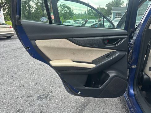 Used 2017 Subaru Impreza 2.0i Premium image 22