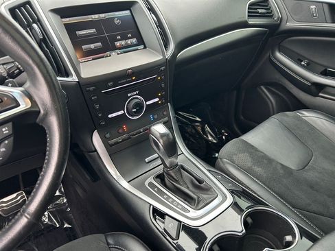 Used 2015 Ford Edge Sport w/ Equipment Group 401A AWD/4WD image 18