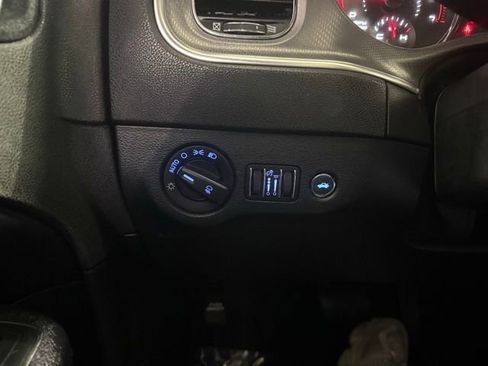 Used 2012 Dodge Charger SXT w/ Blacktop Pkg image 14