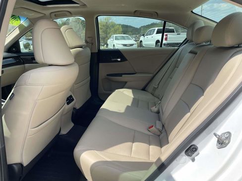 Used 2016 Honda Accord EX-L image 3