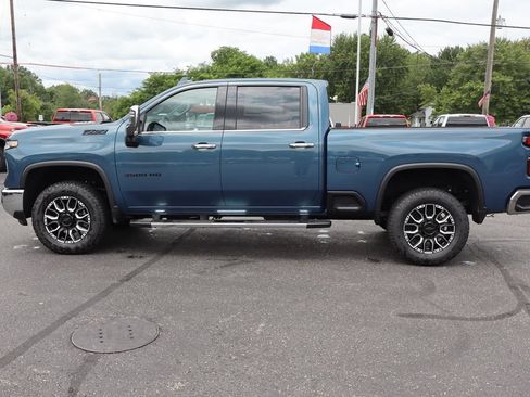 New 2026 Chevrolet Silverado 3500 LTZ w/ LTZ Convenience Package AWD/4WD image 22