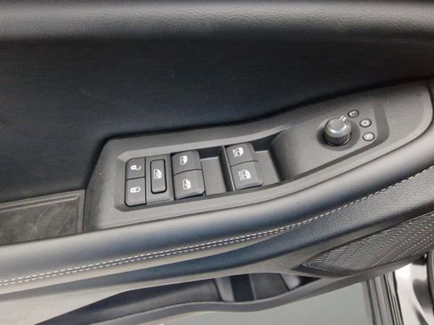 New 2025 Jeep Grand Cherokee Altitude image 15