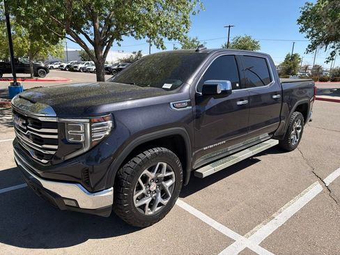 Used 2023 GMC Sierra 1500 SLT w/ SLT Convenience Package AWD/4WD image 1
