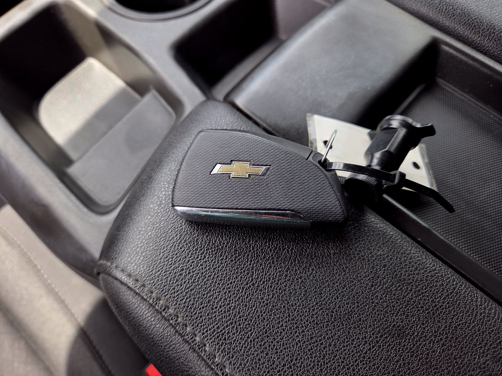 Used 2024 Chevrolet Silverado 1500 Custom w/ LPO, Dark Essentials Package RWD image 30