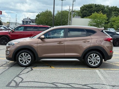 Used 2017 Hyundai Tucson SE w/ SE Popular Package 02 AWD/4WD image 2