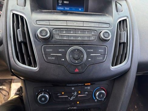 Used 2018 Ford Focus ST FWD image 16