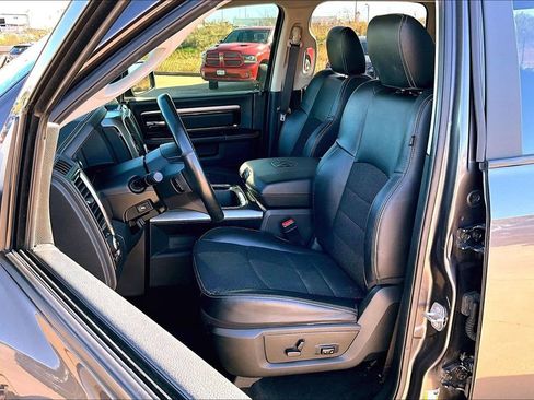 Used 2018 RAM 1500 Sport w/ Convenience Group image 32