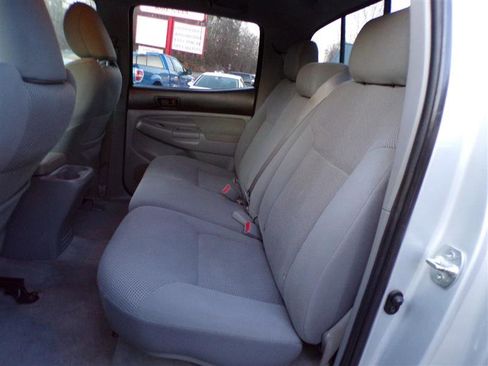 Used 2009 Toyota Tacoma PreRunner image 26