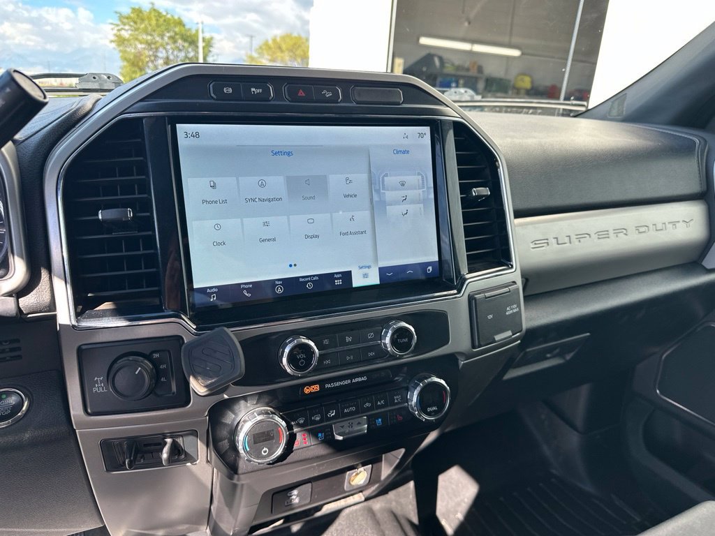 Used 2022 Ford F350 Lariat w/ Lariat Ultimate Package AWD/4WD image 19