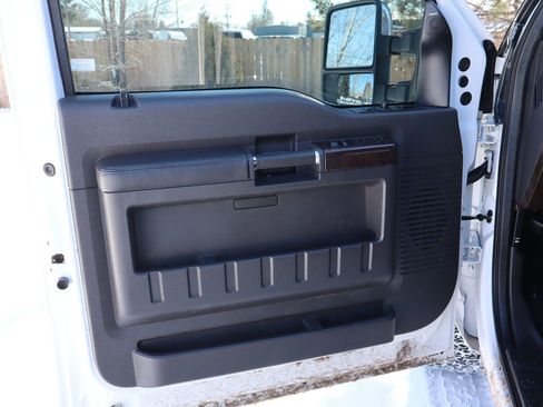 Used 2014 Ford F250 Platinum image 23