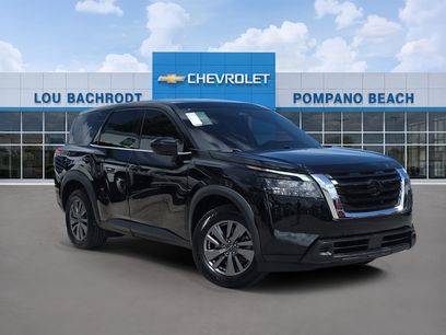 Used 2024 Nissan Pathfinder S