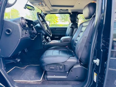 Used 2005 HUMMER H2 SUT w/ Preferred Equipment Group AWD/4WD image 12