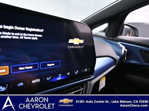 New 2026 Chevrolet Equinox EV LT image 9