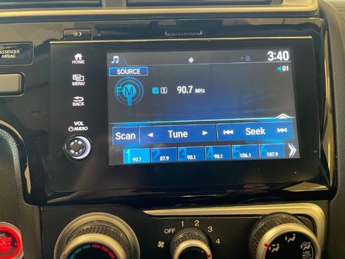 Used 2018 Honda Fit EX image 29