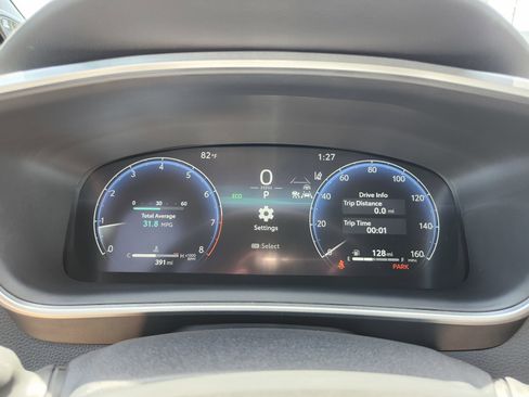 Used 2026 Toyota Corolla XSE FWD image 33
