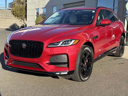 Certified 2023 Jaguar F-PACE S image 4