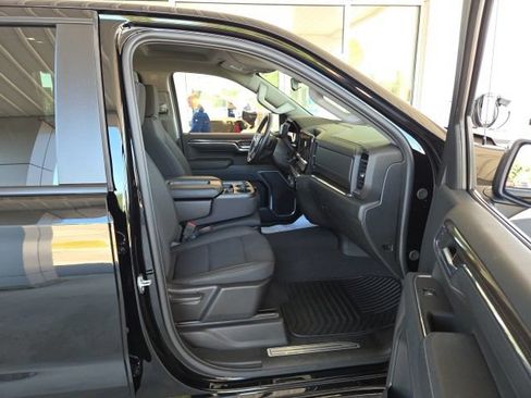 Used 2024 Chevrolet Silverado 1500 LT AWD/4WD image 50