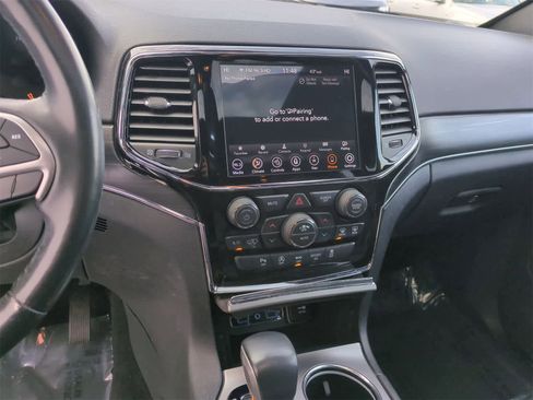 Certified 2019 Jeep Grand Cherokee Limited image 27