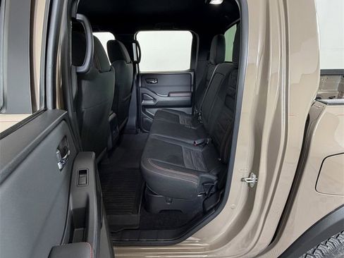 Used 2023 Nissan Frontier Pro-X w/ Technology Package image 7