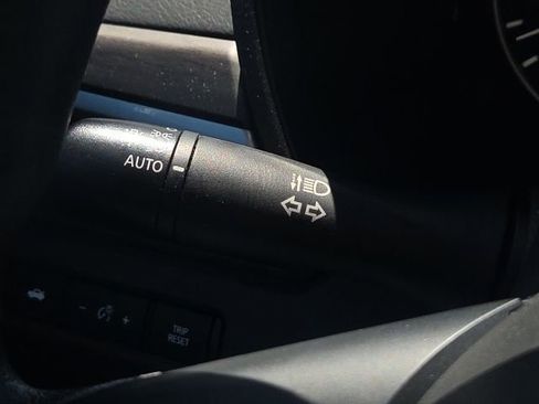 Used 2025 Nissan Altima 2.5 SV image 34