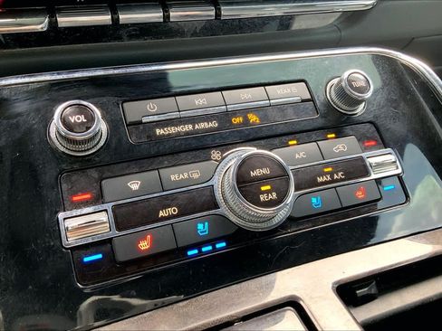 Used 2019 Lincoln Navigator Reserve AWD/4WD image 27