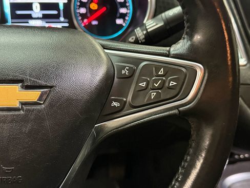 Used 2018 Chevrolet Malibu LT image 28