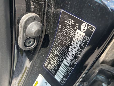 Used 2025 Toyota Corolla LE image 27